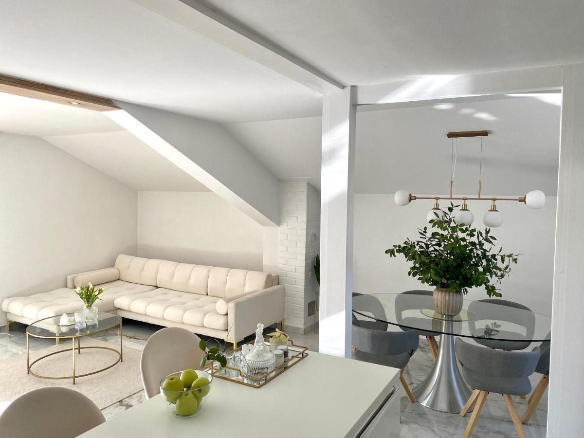 Apartman Bartol Betina  Exteriör bild