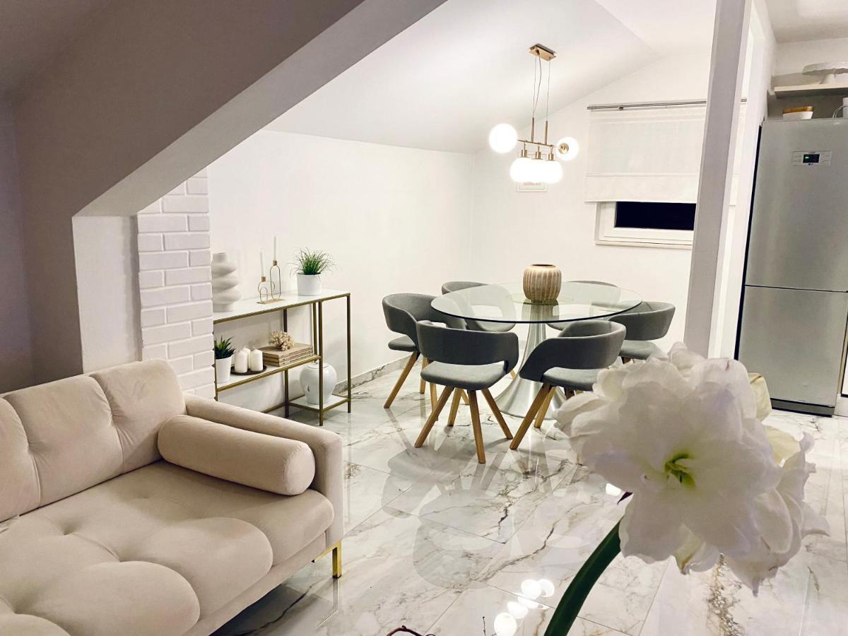 Apartman Bartol Betina  Exteriör bild